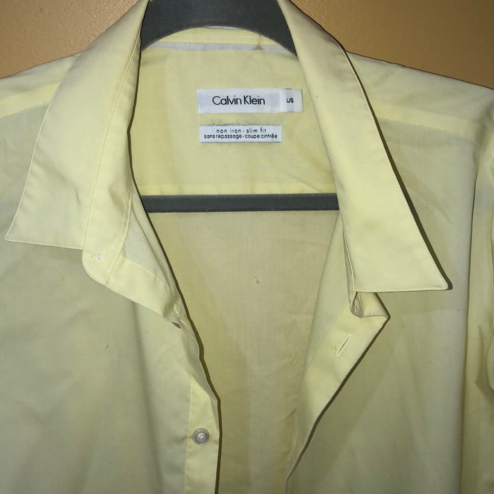 Men’s Calvin Klein Large slighlty used dress shirt